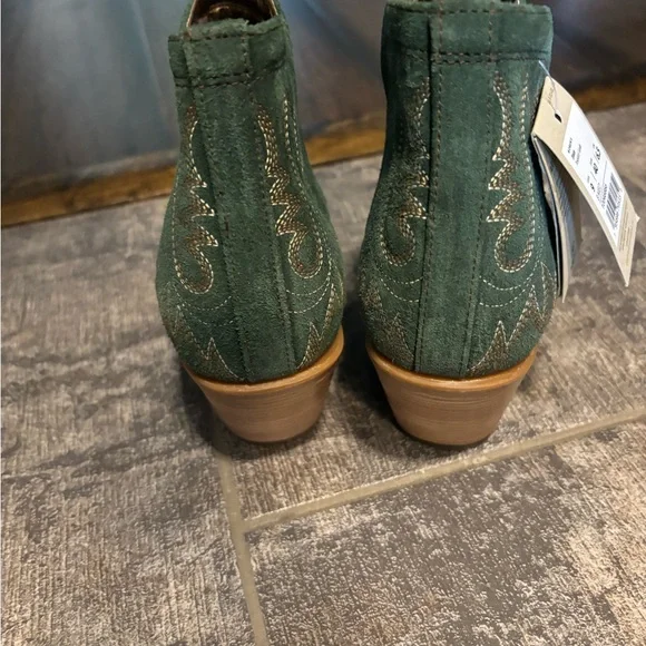 Ariat Green Western Ankle Booties - Picture 3 of 4